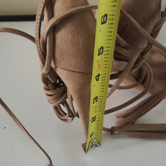 BCBGMAXAZRIA ARDENZA TASSEL  HEEL - Picture 5 of 5